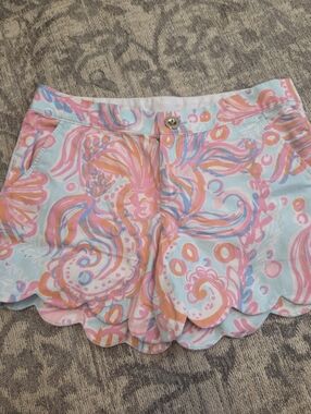 Lilly Pulitzer Buttercup Shorts Size 2